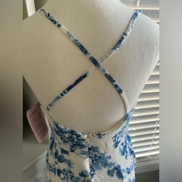 SOFT COWL-NECK A-LINE MAXI DRESS W/ ADJUSTABLE STRAPS IN COTTAGE ROSE DUSK BLUE - Picture 7 of 10